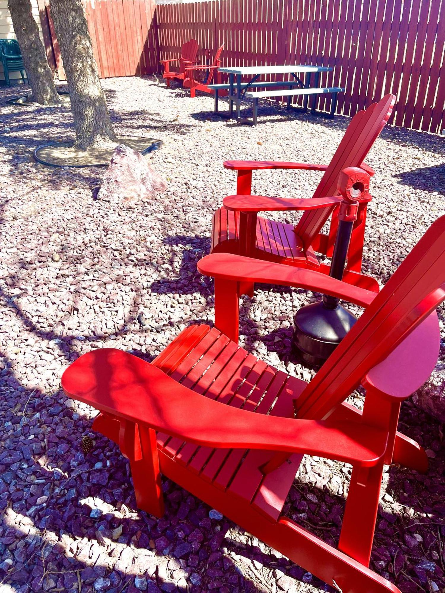 Red Bear Inn Енис Екстериор снимка